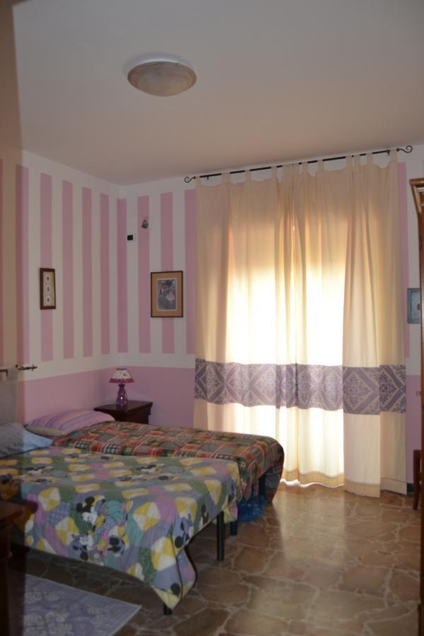 Miramare Struttura Sulla Spiaggia 플라타모나 외부 사진