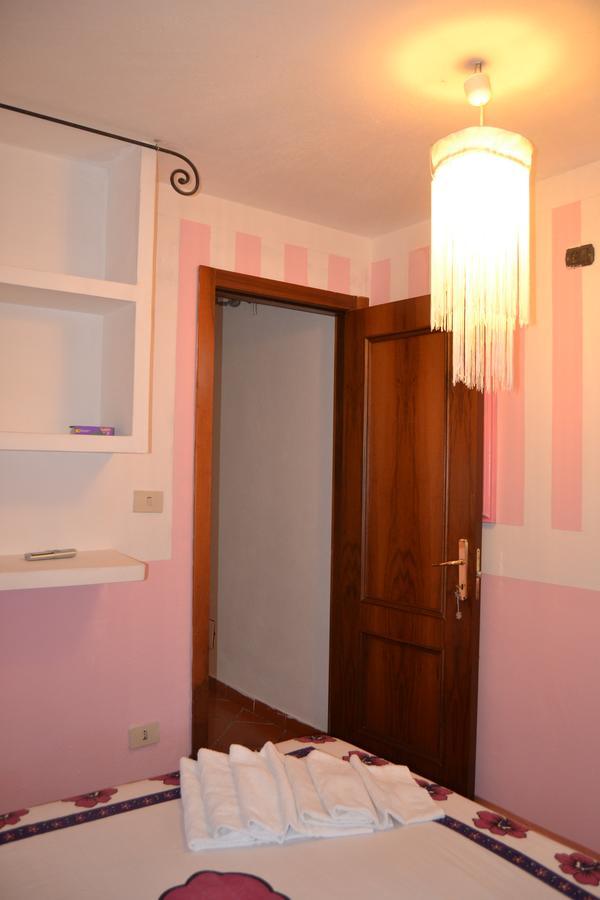 Miramare Struttura Sulla Spiaggia 플라타모나 외부 사진